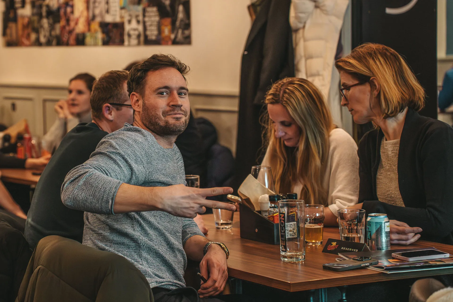 Ekipa Čuječi mušketirji. Vedno pozorni”